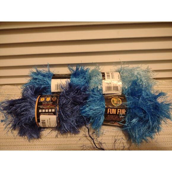 Lion Brand Fun Fur yarn 5 weight bulky blue mixed 7 oz total 256 yards length - Picture 1 of 8